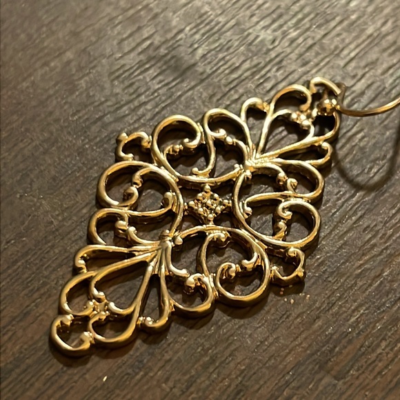 1928 Goldtone Filagree Diamond Drop Earrings - Picture 4 of 5